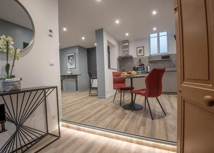 L'escapade Apartment *